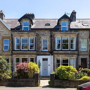Wynnstay House